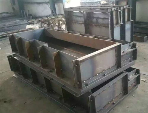 遮板钢模具厂家 图 高速遮板模具 西藏遮板模具